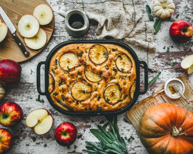 Apple Pie Focaccia Recipe: Easy and Delicious