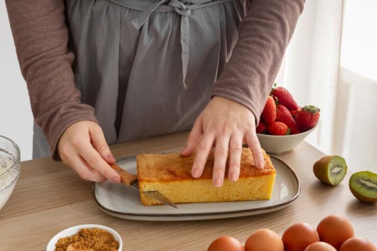 How to Make a Sponge Cake: Your Quick Recipe